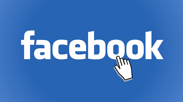 Nadpis Facebook..png